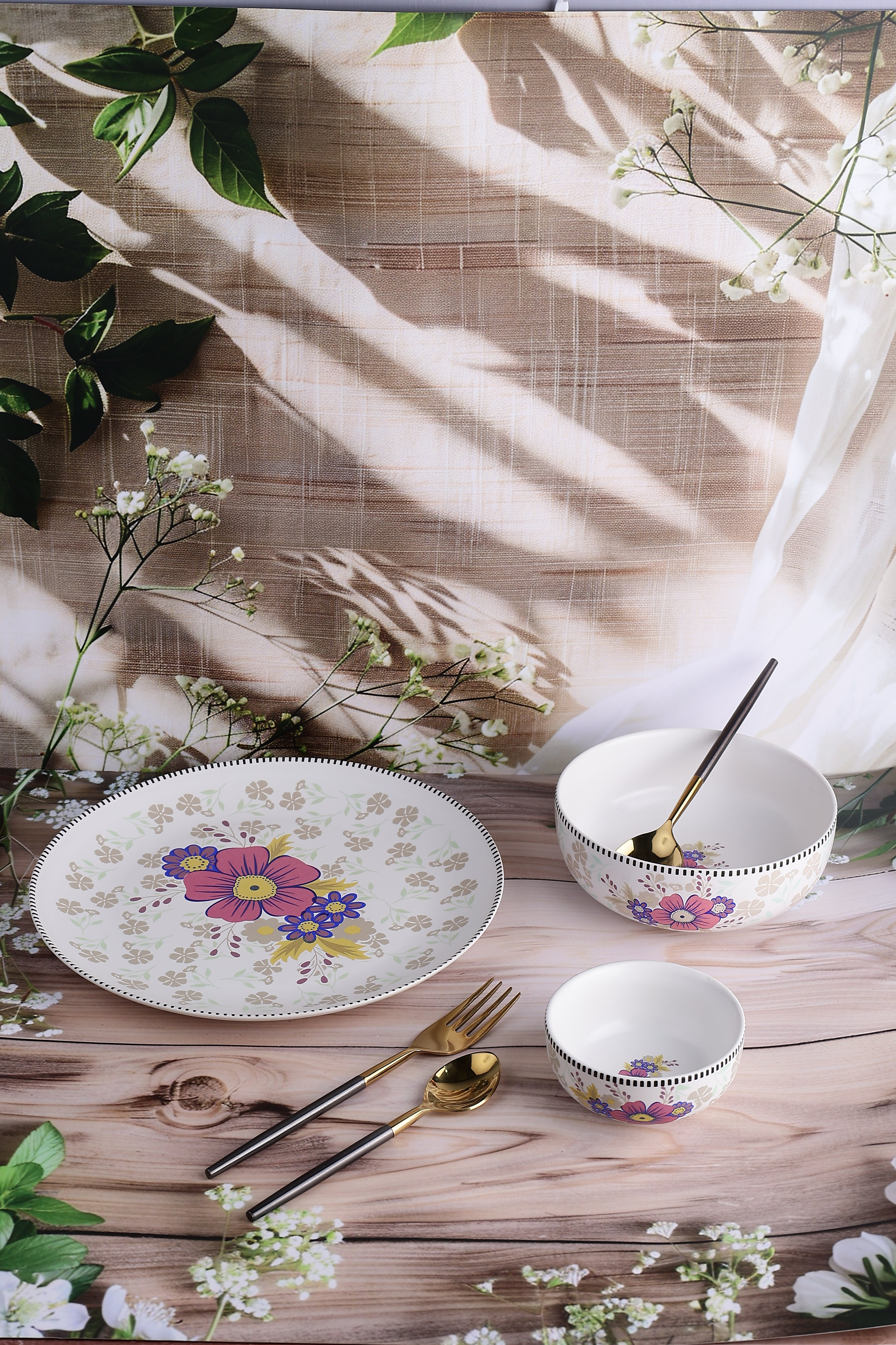 Floral Harmony Dinner Set