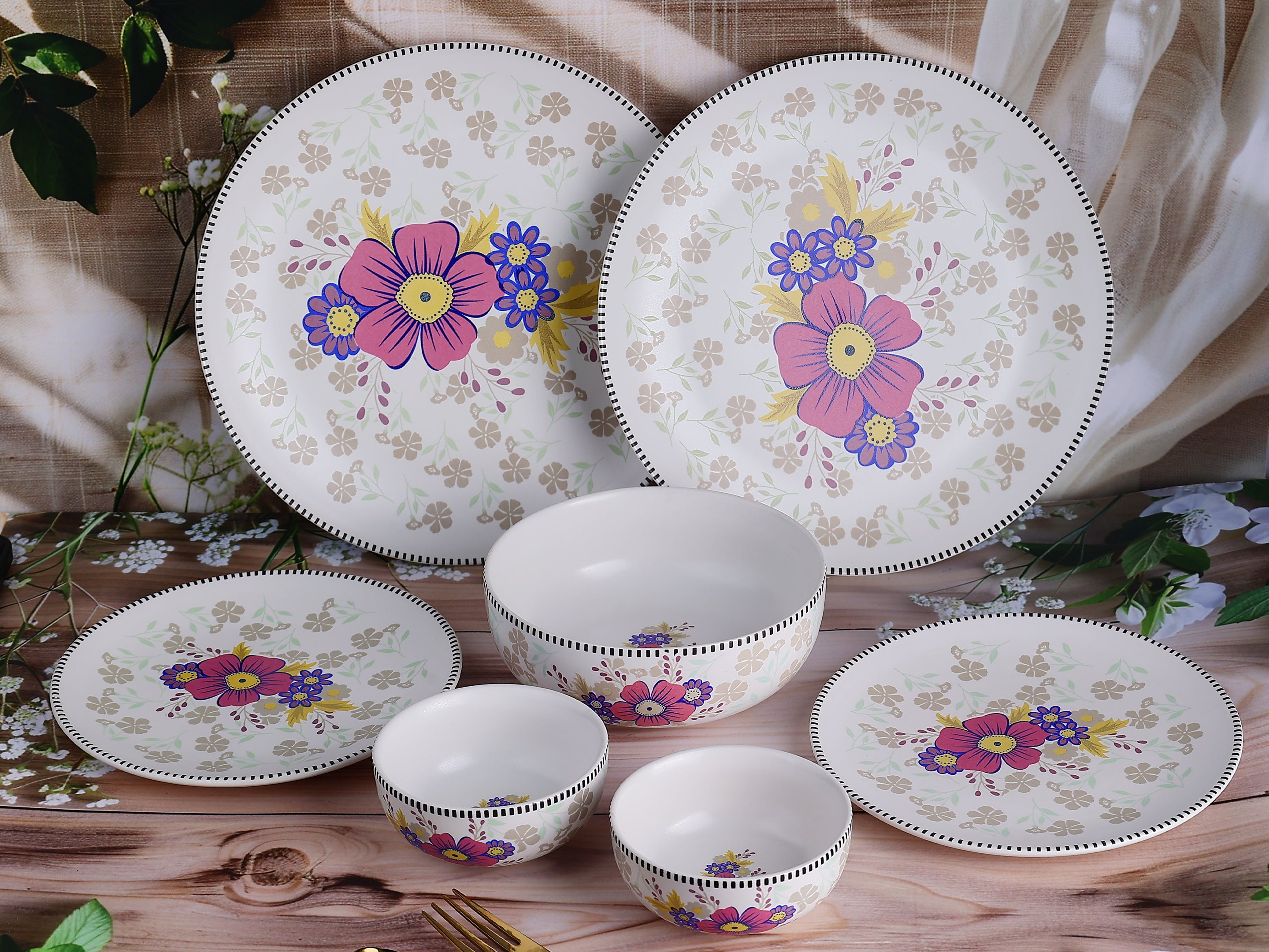 Floral Harmony Dinner Set
