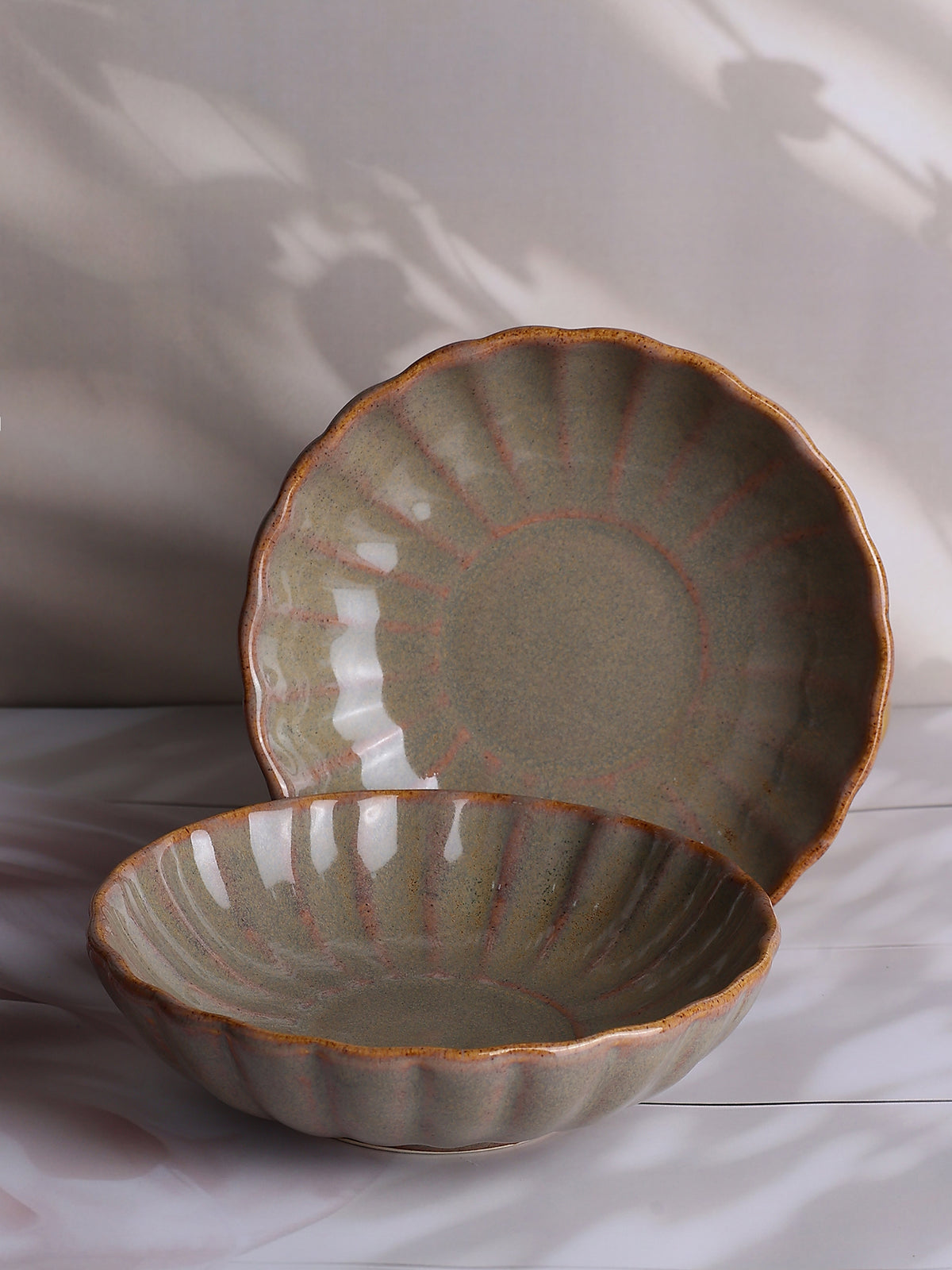 Calymoor Serving Plates