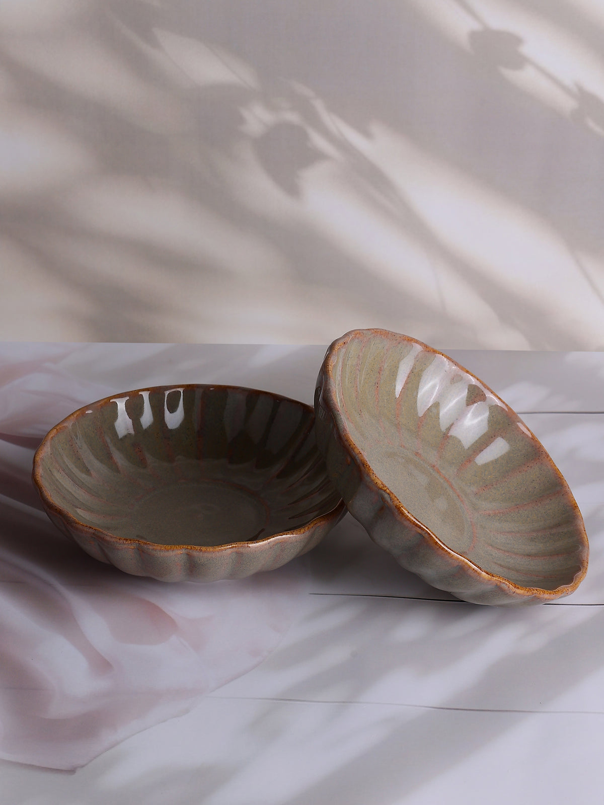 Calymoor Serving Plates